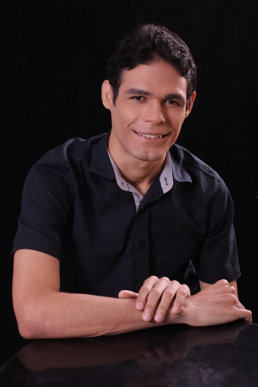 Retrato de Ricardo Torres